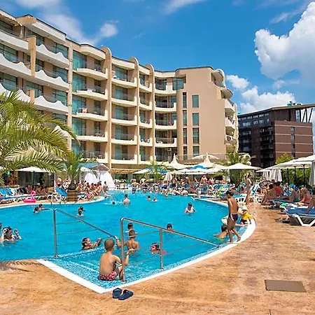 Grenada ساني بيتش