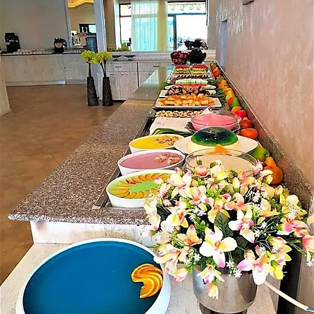 Grenada 4* ساني بيتش