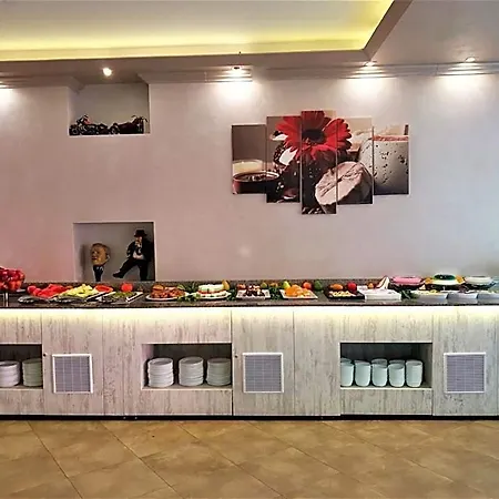 Grenada فندق ساني بيتش