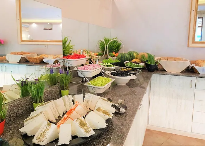 Отель Grenada Солнечный берег